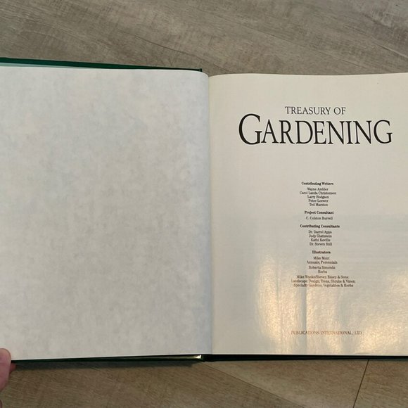 Treasury of Gardening Annuals, Perennials, Vegetables & Herbs, Landscape Design - Picture 5 of 9